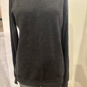 Tahari Charcoal Crewneck Sweater 4034